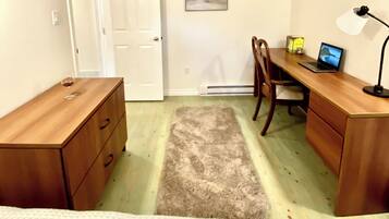 1 bedroom, desk, iron/ironing board, free WiFi