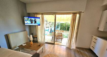 Studio en rez de Jardin