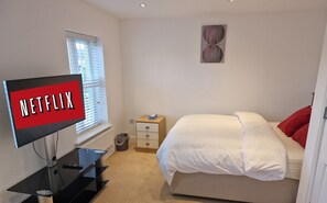 6 Schlafzimmer, Bügeleisen/Bügelbrett, WLAN, Bettwäsche
