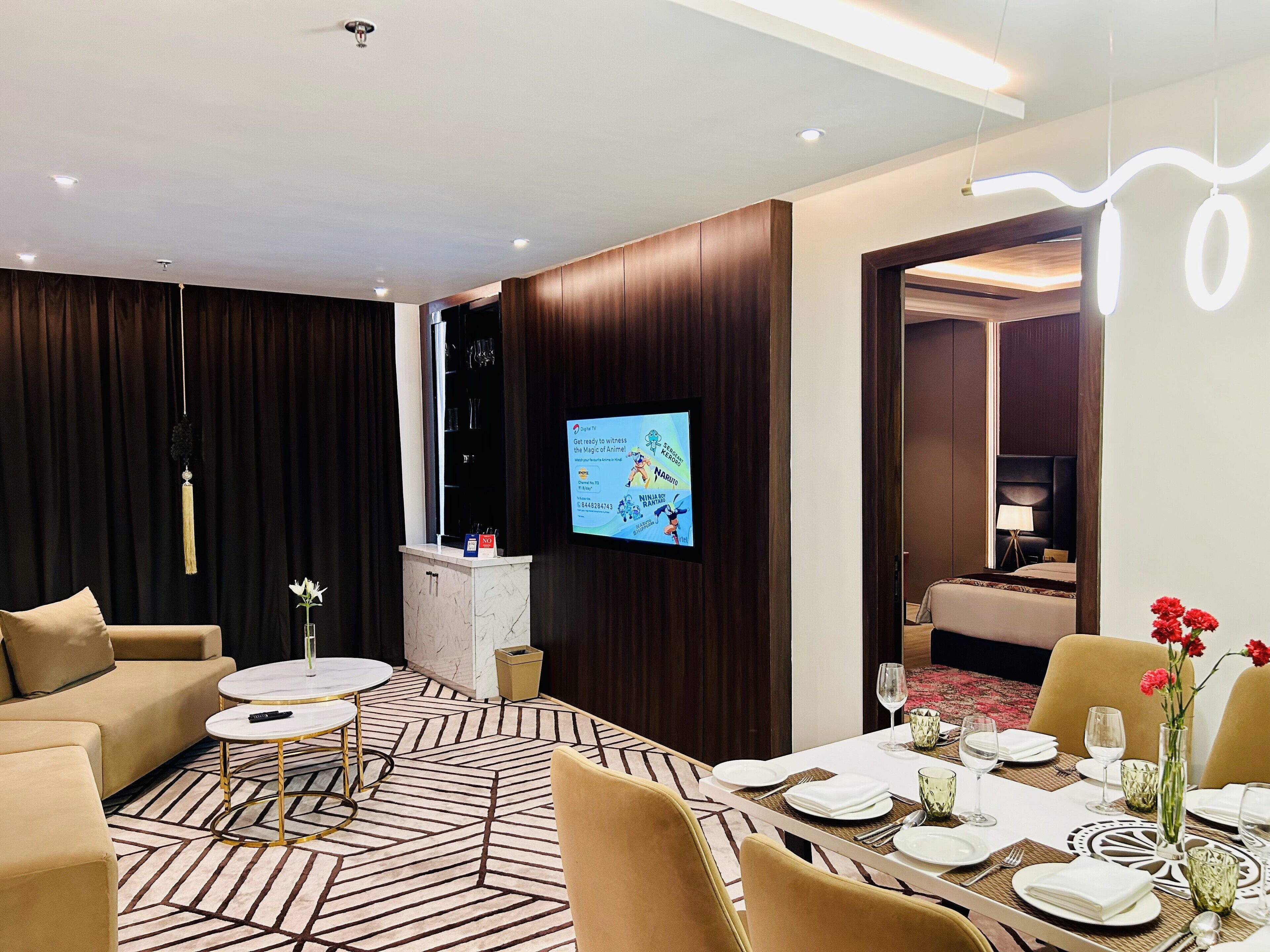 Suite, 1 King Bed | Living area | 43-inch LED TV with digital channels