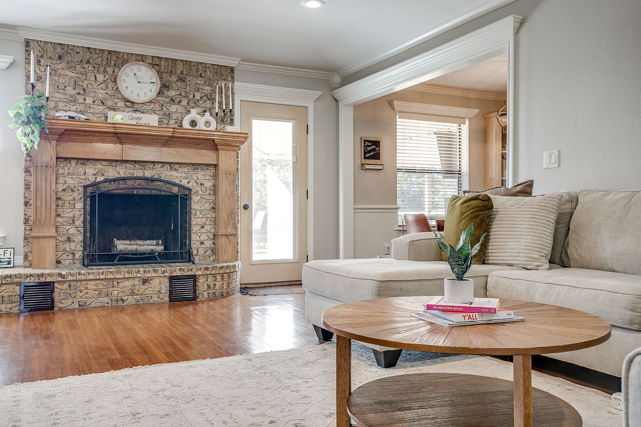 Smart TV, fireplace, video games