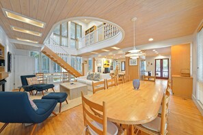 Interior - Pet-Friendly Cottage in Seaside, FL! Great Location + 2 Adult Bikes! (Santa Rosa Beach)