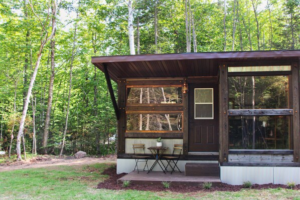 Exterior - ✦Sauna ✦5 min to Lake Superior Beaches ✦15 min to downtown GM  ✦In Maple Forest (Grand Marais)