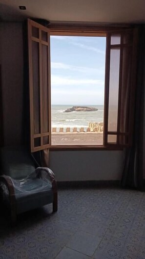 In-room safe, individually decorated, individually furnished, desk
