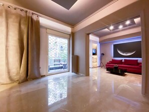 Apartment, Multiple Beds | Interior - High Standards Apartment Downtown Athina (Athens)