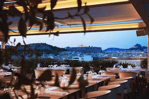 Apartment, Multiple Beds | Outdoor dining - High Standards Apartment Downtown Athina (Athens)