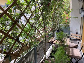 Apartment, Multiple Beds | Property grounds - High Standards Apartment Downtown Athina (Athens)