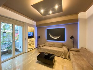 Apartment, Multiple Beds | 1 bedroom, iron/ironing board, free WiFi, bed sheets - High Standards Apartment Downtown Athina (Athens)