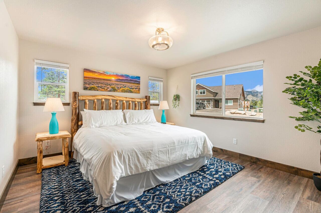 3 camere, una scrivania, ferro/asse da stiro, culla da viaggio