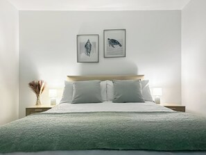 3 bedrooms, free WiFi, bed sheets