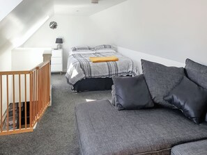 3 chambres, accès au Wi-Fi (inclus), literie fournie