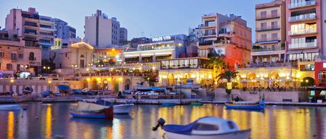 Marina/club náutico