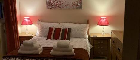 2 makuuhuonetta, ilmainen Wi-Fi, vuodevaatteet