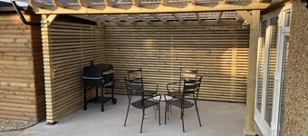 Stylish Ensuite With Kitchenette, Serviced apartments in St Albans 