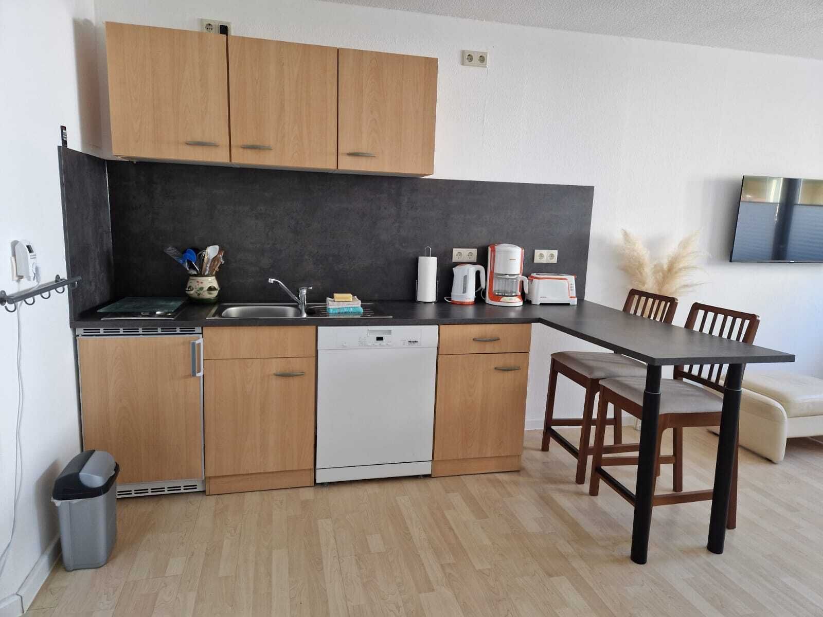 Kühlschrank, Herdplatte, Geschirrspüler