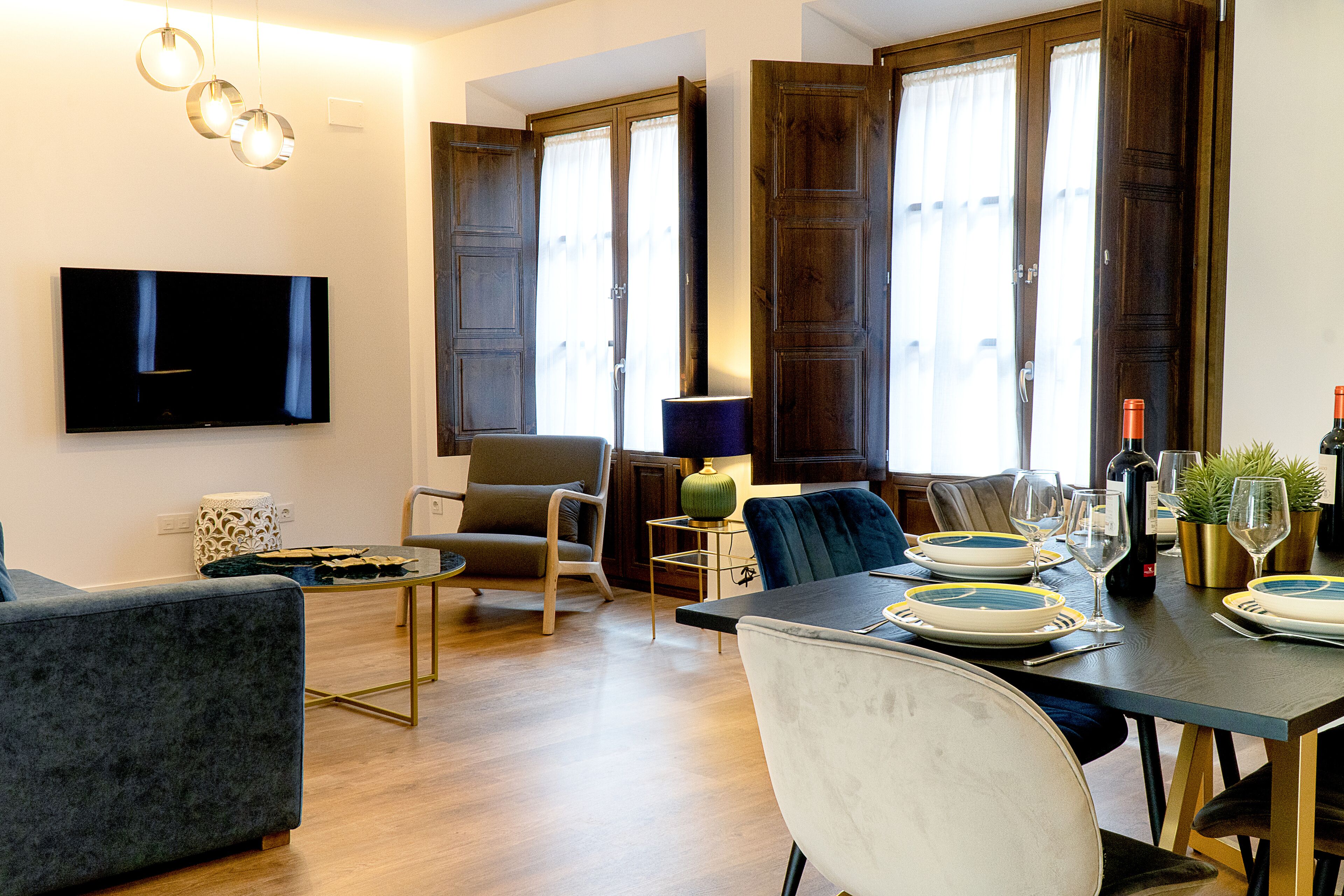 豪華公寓 | 起居區 | 55-吋平面電視、有線頻道、電視