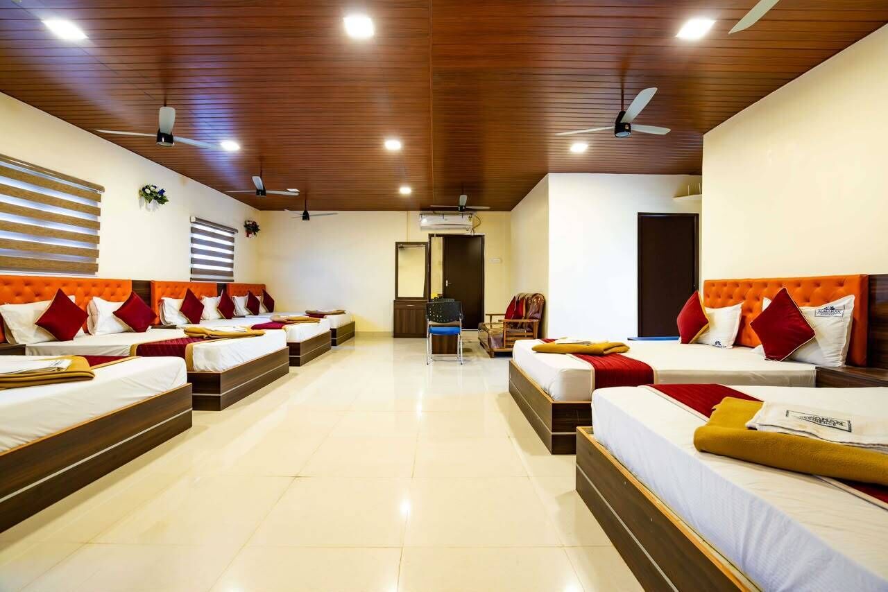 Family Suite, Multiple Beds, City View | WiFi (free)