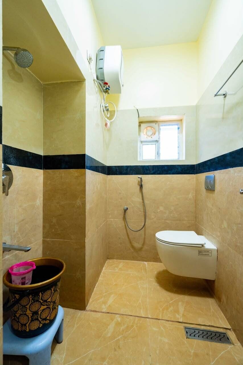 Family Quadruple Room, 2 Queen Beds | Bathroom