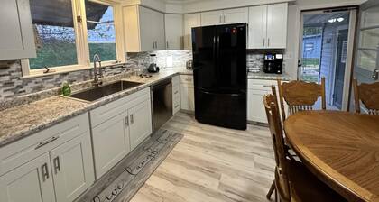 Newly remodeled threeâbedroom, twoâbath home within walking distance of the park and Keyesport Boat Ramp on Carlyle Lake. Enjoy a full kitchen with stainless steel appliances and a large, comfortable living room.