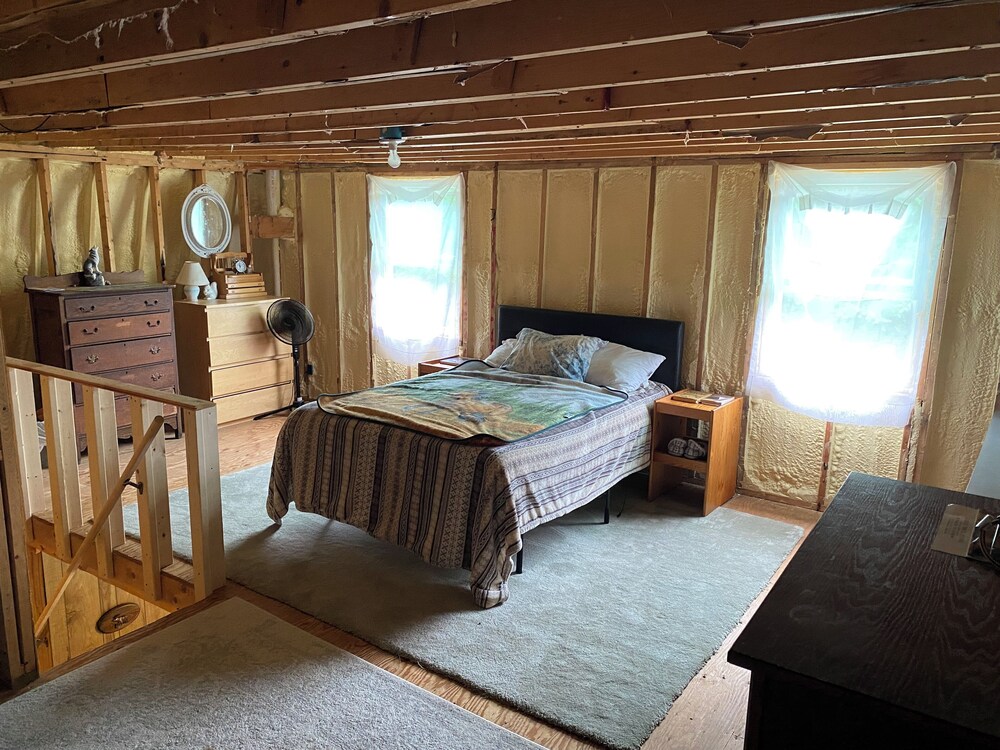 Lake Lodge with access to ATV trails and beach on Moosehead Lake