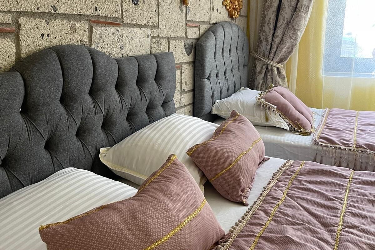 Standard Triple Room | Hypo-allergenic bedding, minibar, in-room safe, soundproofing