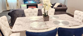 Lux, New, Beau, Hot tub &4Bedroom; Houston near IAH, Downtown, Woodlands &Spring