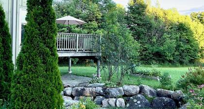 Spacious and cozy Four Season retreat in the Beaver Valley!