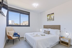 3 soverom, strykejern/-brett, wi-fi (inkludert) og sengetøy