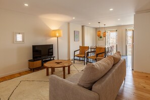 Smart TV - Dasi Estudio E boutique apartment (Oporto)