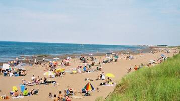 Liegestühle, Strandtücher