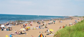 Seabreeze Chalet w/beach access