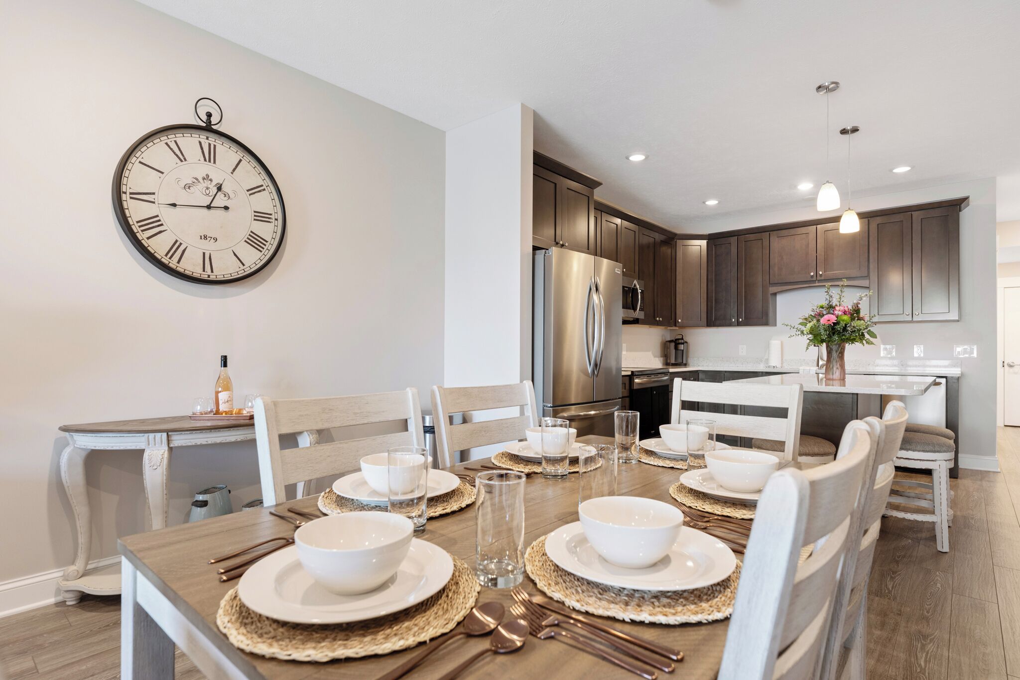 Deluxe Apartment, 3 Bedrooms (Self Check-in with Virtual Front Desk) | Private kitchen | Full-sized fridge, microwave, oven, stovetop