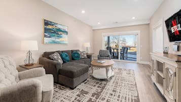 特色装修、特色家居、熨斗/熨衣板、免费 WiFi