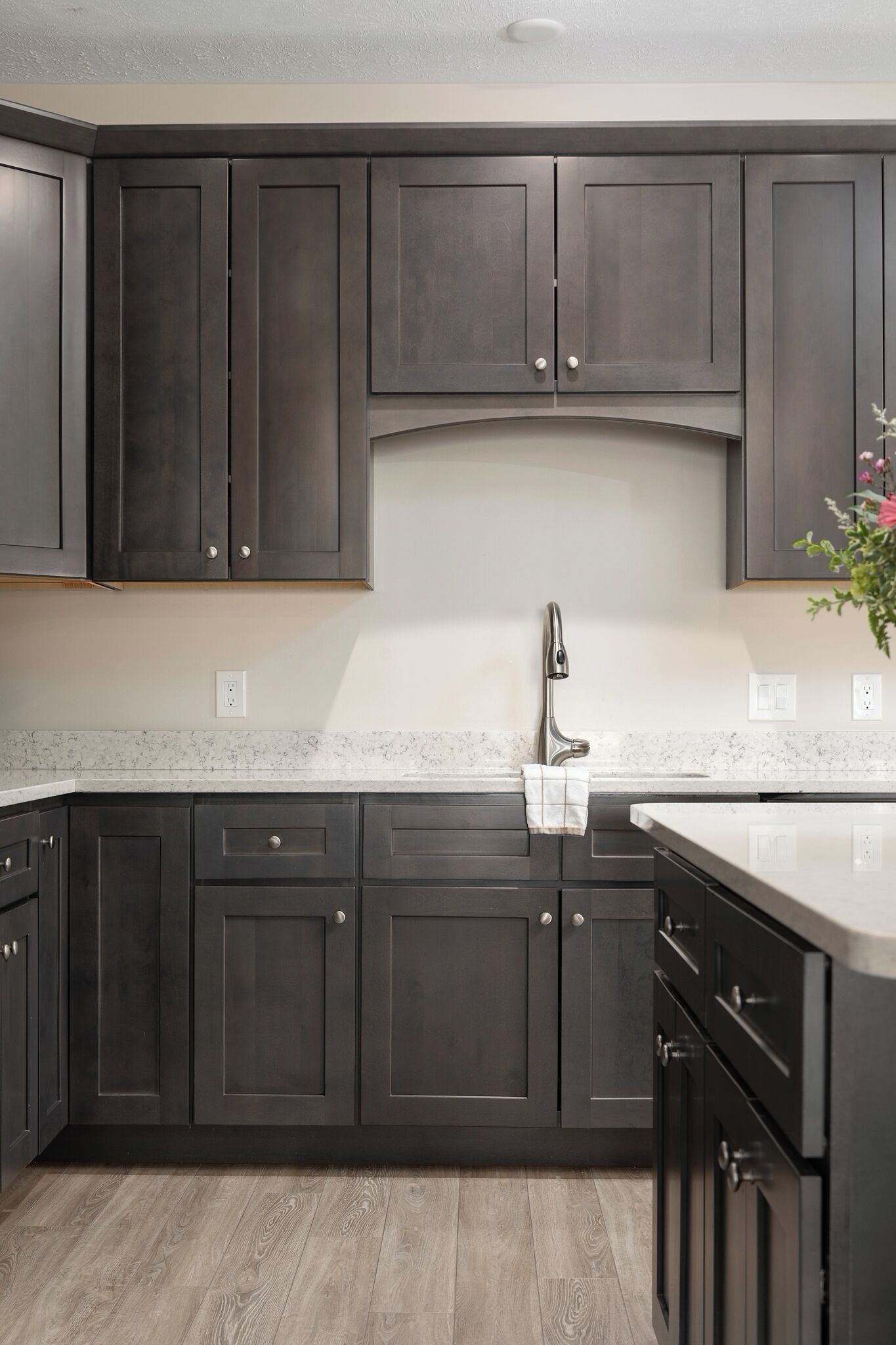 大冰箱、微波炉、烤箱、炉灶