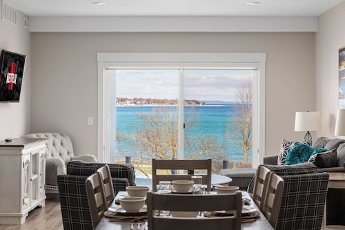 539 Bay Street Traverse City