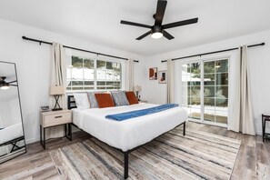 3 bedrooms, iron/ironing board, travel crib, free WiFi