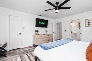 3 chambres, fer et planche à repasser, lit parapluie, Wi-Fi gratuit