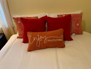 3 Schlafzimmer, Bügeleisen/Bügelbrett, WLAN, Bettwäsche