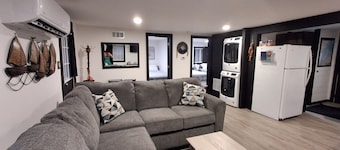 Cozy newly renovated home minutes from Sebewaing Harbor Marina to access bay.