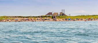 Beachside Cottage w/beach access - Aboiteau Beach