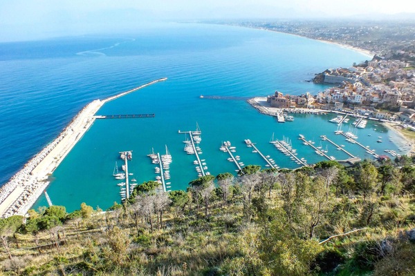 Puerto deportivo