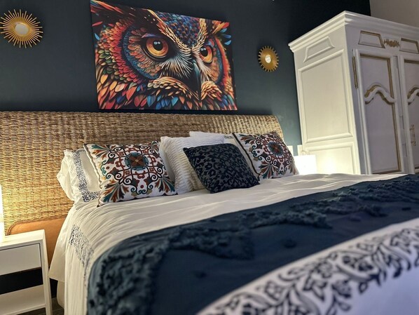 1 bedroom, in-room safe, iron/ironing board, free WiFi