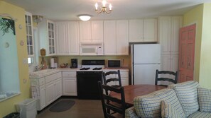 Apartment, Fireplace, Ocean View | 1 bedroom, premium bedding, iron/ironing board, travel crib - Harpswell Inn (Harpswell)