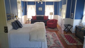 Room, 1 King Bed with Sofa bed, Balcony, Ocean View - Harpswell Inn (Harpswell)