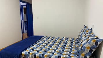 6 quartos, ferros/tábuas de passar roupa