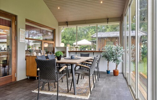 4 bedroom beautiful home in Oksbøl