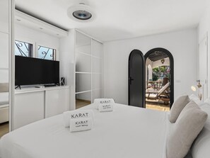 3 chambres, fer et planche à repasser, accès Internet, draps fournis