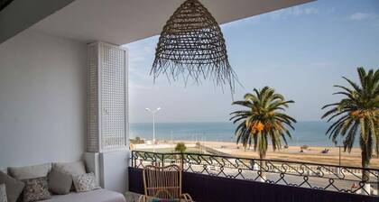 La Vue est Belle Apt de Luxe Avec vue sur mer