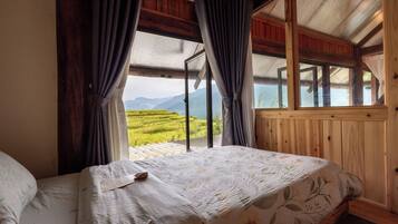 Hochwertige Bettwaren, Pillowtop-Betten, Verdunkelungsvorhänge