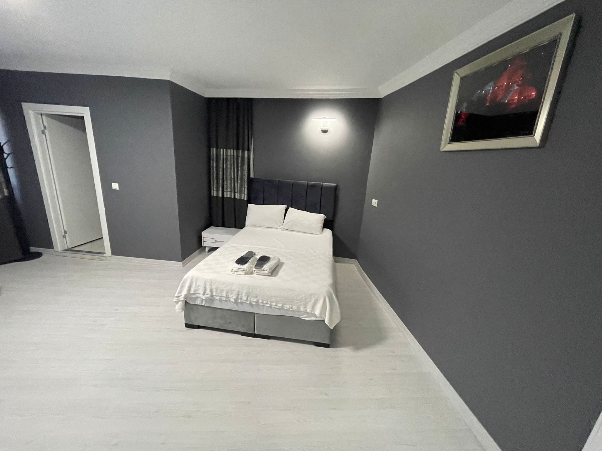 Standard stúdió | Városra néző